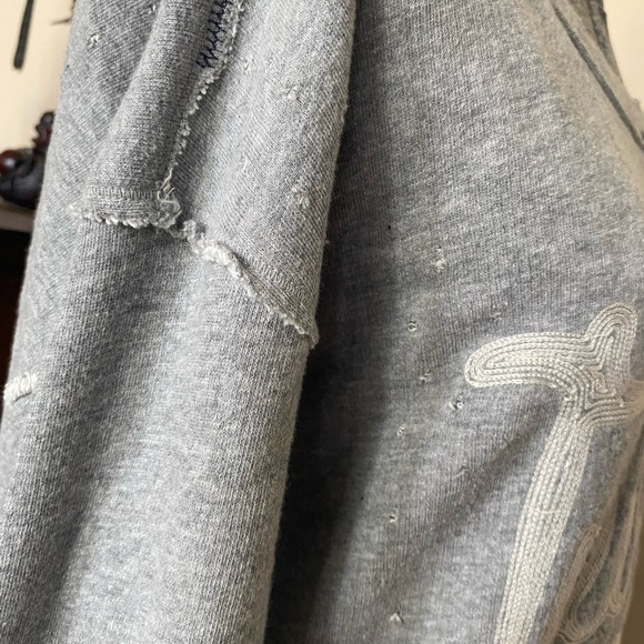 New Lucky Brand "TRUIMPH" Motorcycle Distressed Embroidered Sweatshirt NWT - Picture 8 of 10